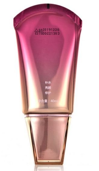 加多美化妝品店鋪裝修與家具銷售創(chuàng)新融合